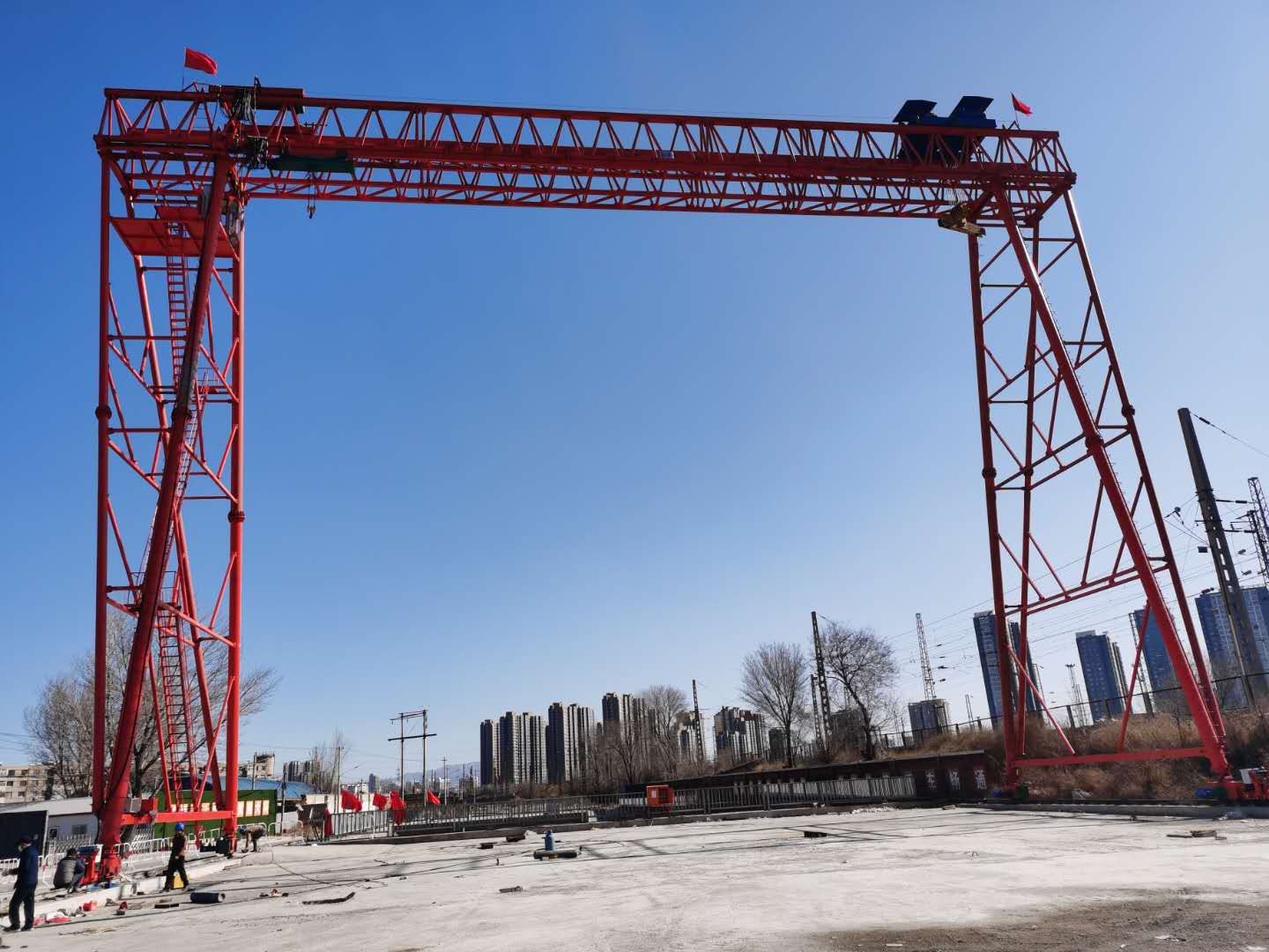 單梁橋式起重機(jī)，雙梁橋式起重機(jī)的構(gòu)造及傳動(dòng)原理