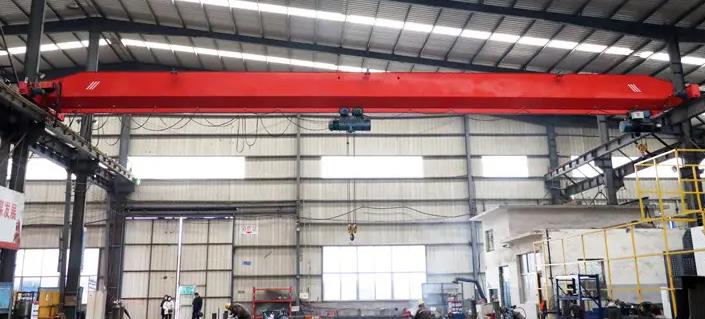 電動(dòng)單梁起重機(jī)在哪里選擇購買？購買后小心雜質(zhì)進(jìn)入零件部位