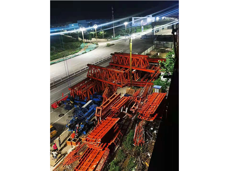 移動模架造橋機