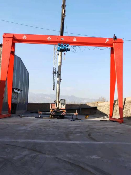 你對小型龍門吊有什么了解？